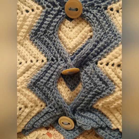 Hand Crochet Blue and White Chevron Knit Shawl With Buttons - Picture 3 of 8